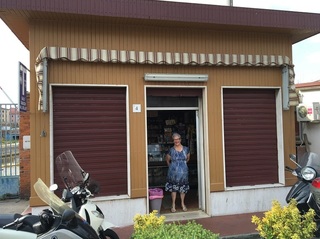 47b9a94a81f3290b-photo.jpeg