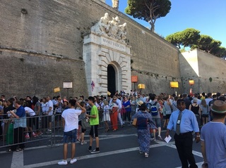 8c5a7cdca3791463-photo.jpeg