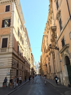 8fde5dd0a839657d-photo.jpeg